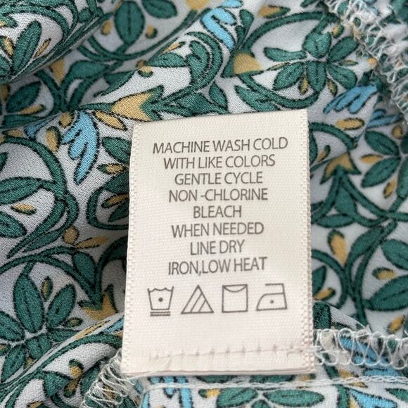 NWT Max Studio Green Floral Split Neck Flutter Sleeve Blouse Womens Size Small S - Picture 12 of 13